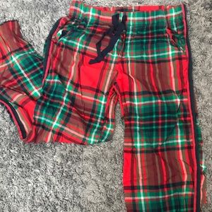 Aerie plaid sleep pants.